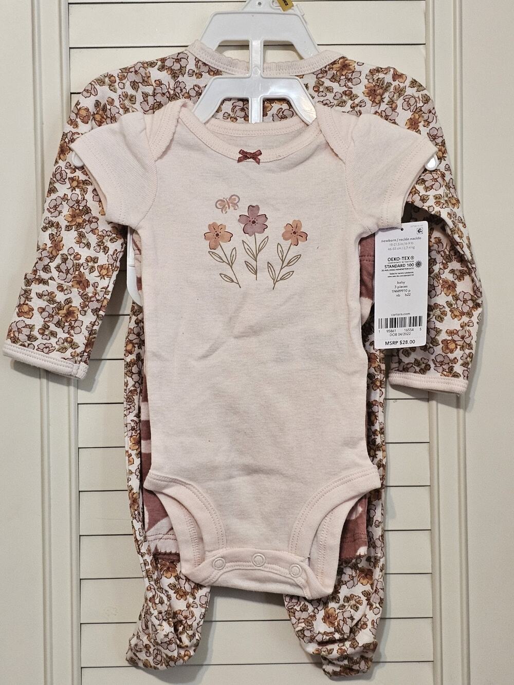 Carter’s Baby Girl 3 Piece Pants, Bodysuit, And Pjs. SizPj's. NWT